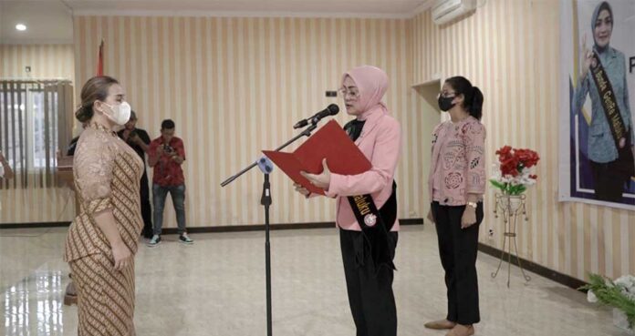 widya kukuhkan bunda genre aru