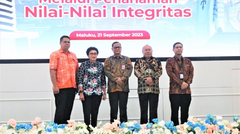 Kolaborasi KPK dan Pemprov Maluku Gelar Bimtek Dunia Usaha Anti Korupsi Kolaborasi KPK dan Pemprov Maluku Gelar Bimtek Dunia Usaha Anti Korupsi