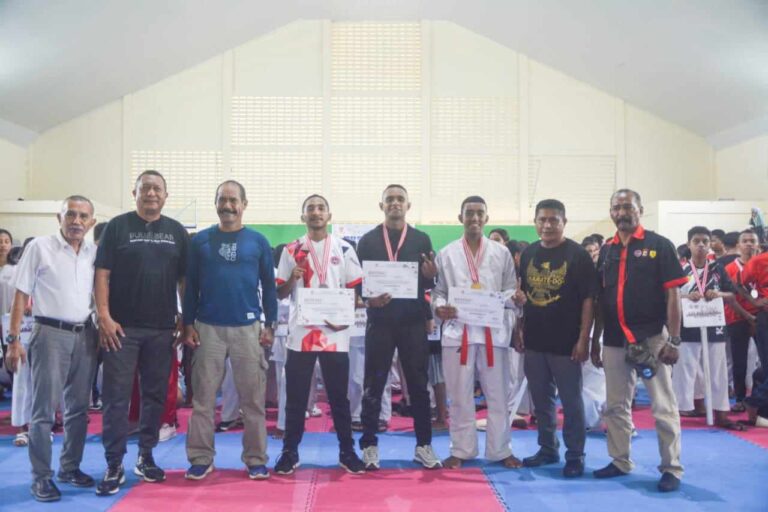 Karateka Lantamal IX Raih 28 Medali Inkanas Maluku 2024