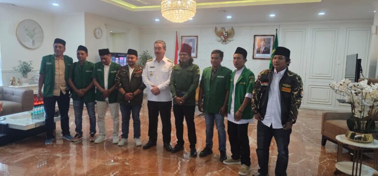 Gubernur Maluku Terima GP Ansor: Bangun Kolaborasi Strategis“Maluku Pung Bae” Gubernur Maluku Terima GP Ansor: Bangun Kolaborasi Strategis“Maluku Pung Bae”