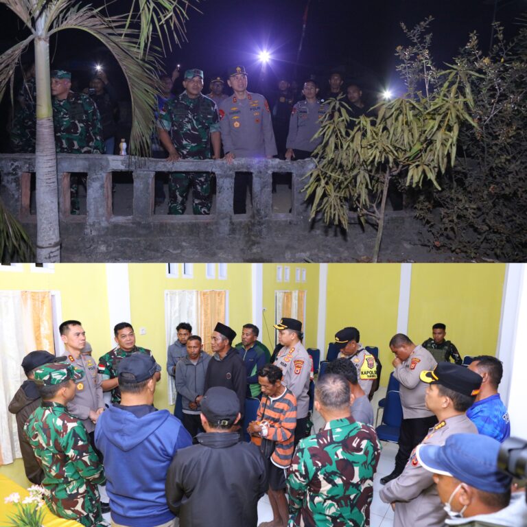 Kapolda Maluku bersama Pangdam XV/Pattimura Turun Langsung ke Taniwel Redam Situasi Lisabata Kapolda Maluku bersama Pangdam XV/Pattimura Turun Langsung ke Taniwel Redam Situasi Lisabata