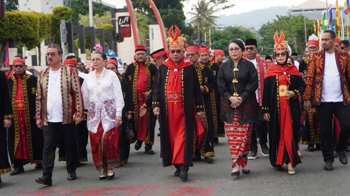 HUT ke-451, Bodewin Wattimena Ajak Warga Jaga Kebersihan Ambon