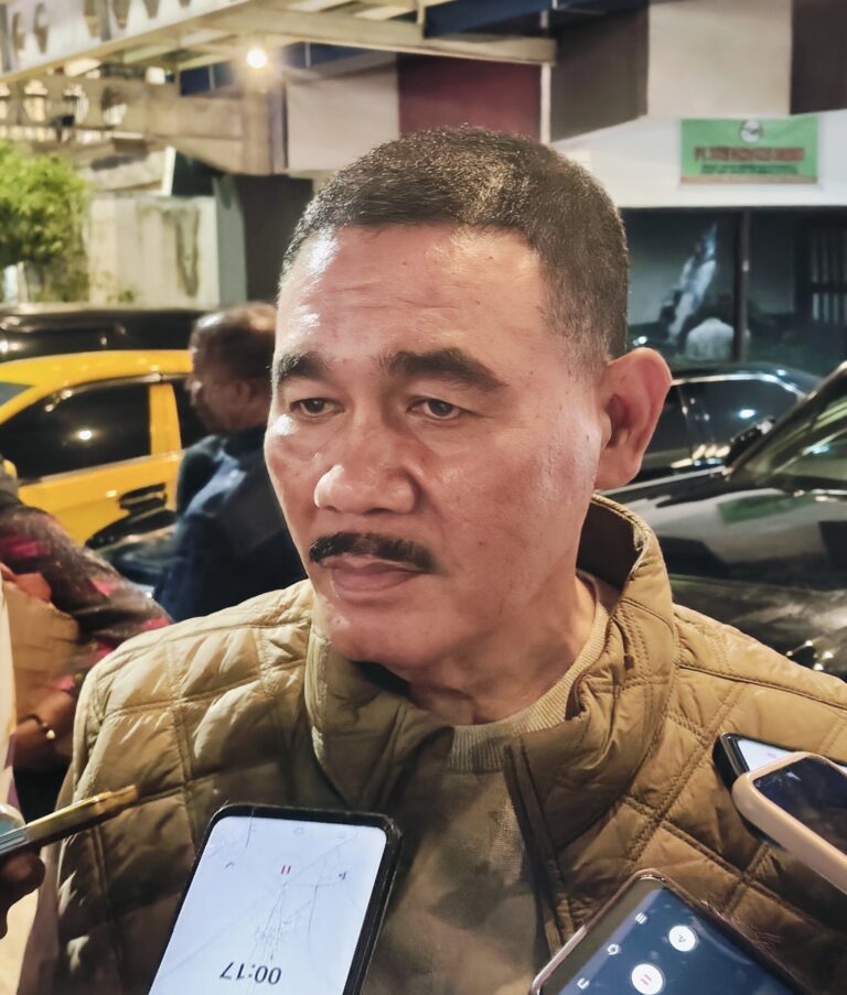 Anggota DPR DKI Jakarta Ongen Sangaji Soroti Armada Sampah Ambon